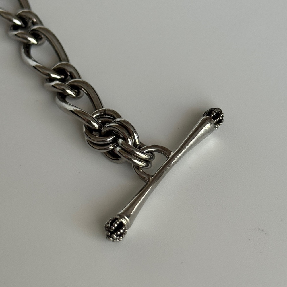 Juicy Couture Toggle Bracelet - Picture 5 of 5